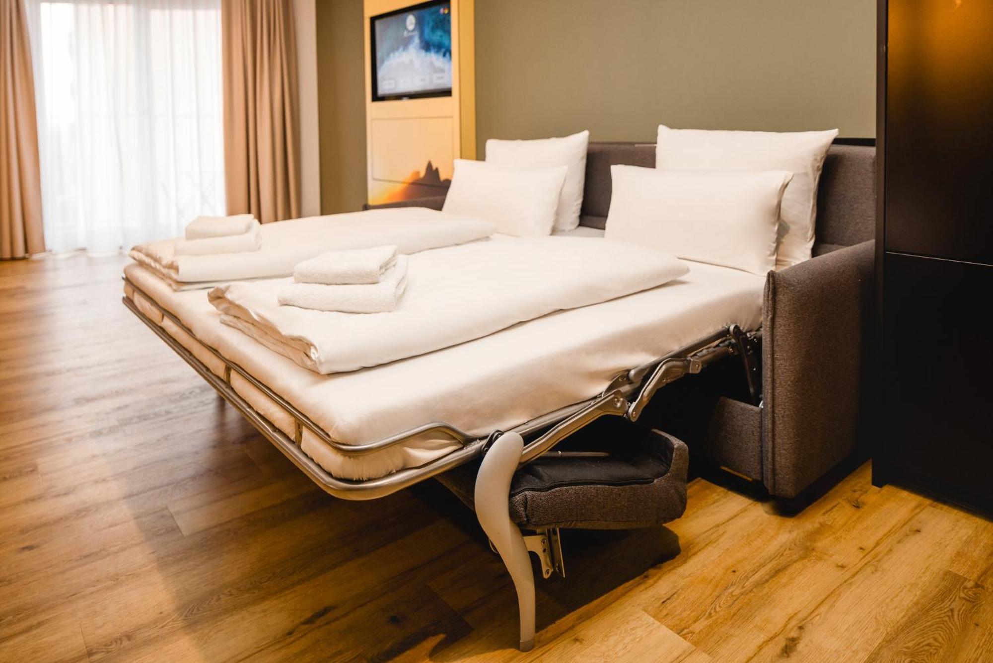 Rioca Hafeninsel Posto 8 Aparthotel Offenbach am Main ภายนอก รูปภาพ